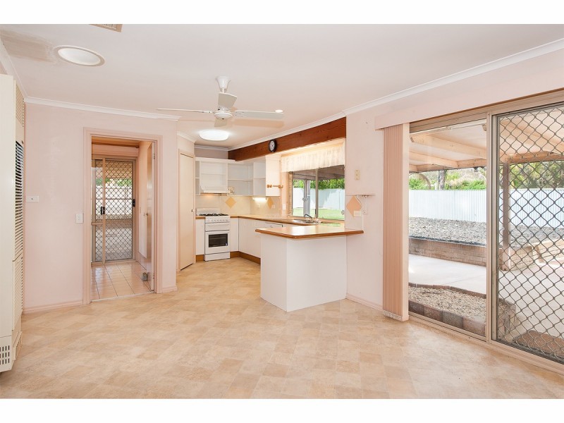 8 Cedar Court, Thurgoona NSW 2640