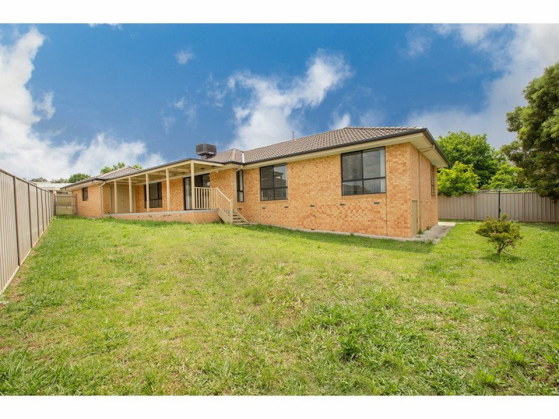 34 Briese Court, Thurgoona NSW 2640