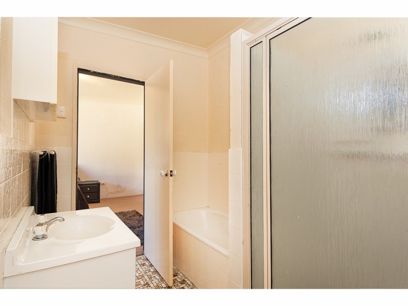 2/678 Wilkinson Street, Glenroy NSW 2640