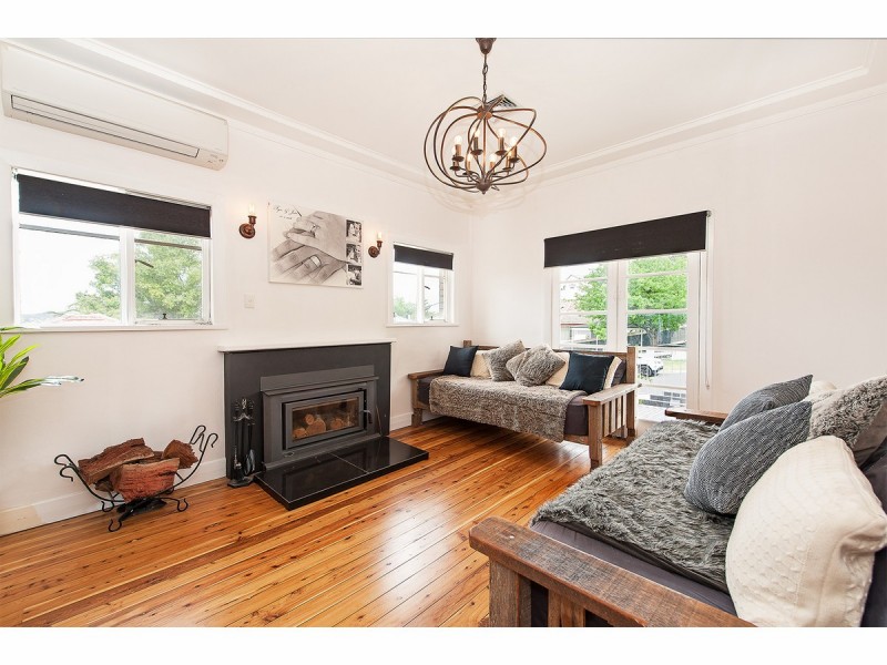 700 Berry Street, Albury NSW 2640