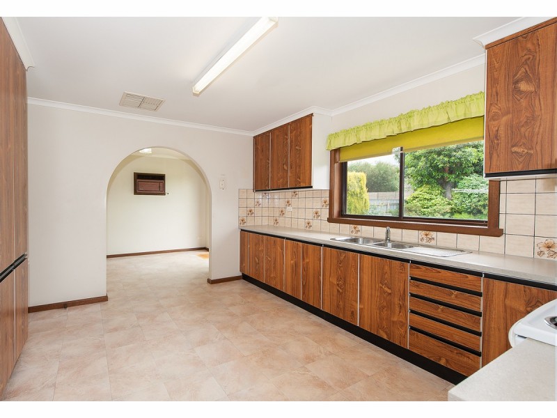 1100 Albetta Crescent, North Albury NSW 2640