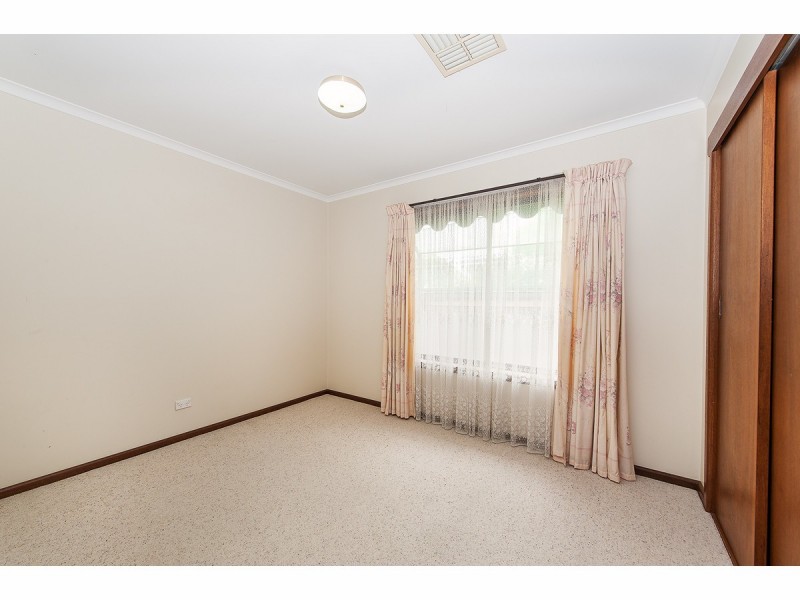 1100 Albetta Crescent, North Albury NSW 2640