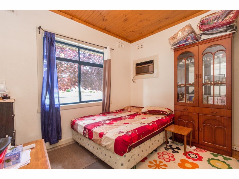 2/424 Kotthoff Street, Lavington NSW 2641