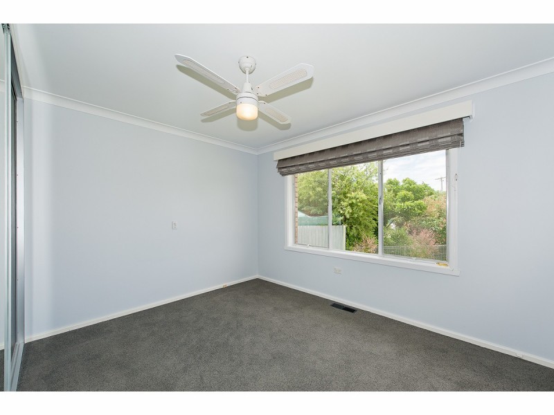 435 Davern Place, Lavington NSW 2641