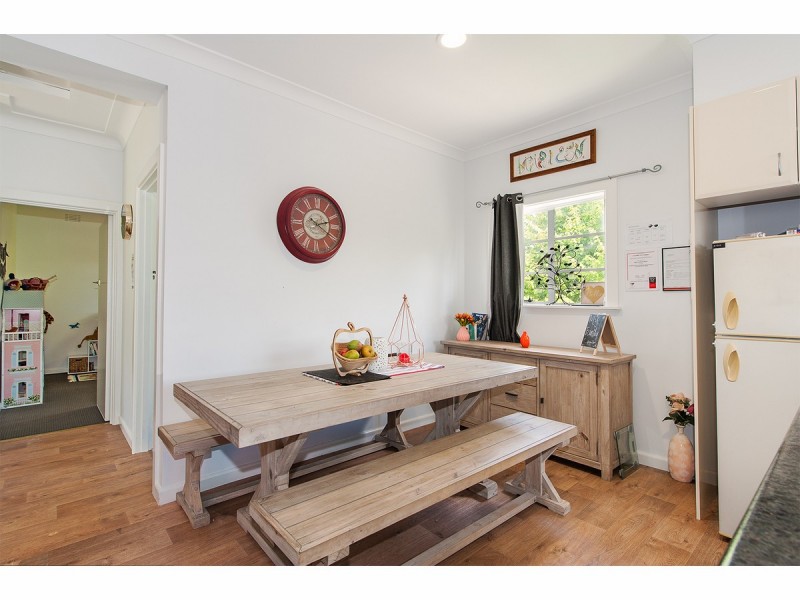 233 Bernhardt Street, East Albury NSW 2640