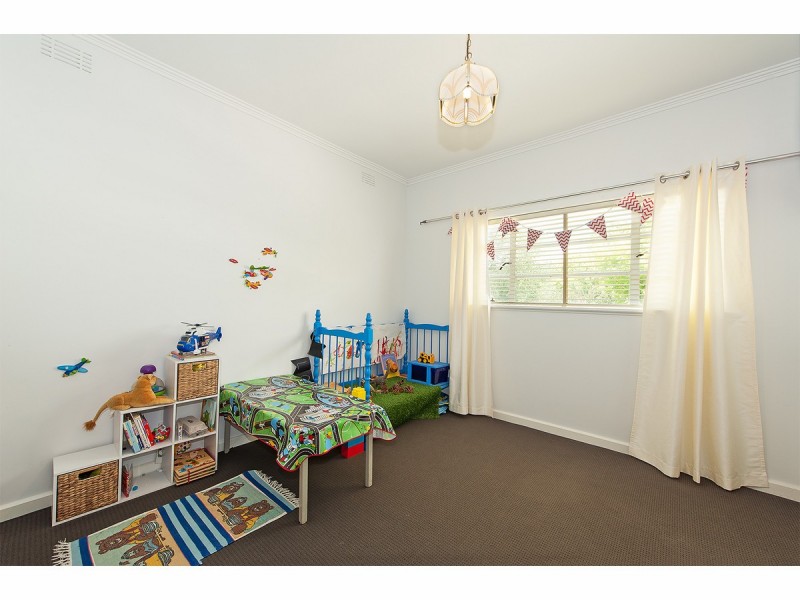 233 Bernhardt Street, East Albury NSW 2640