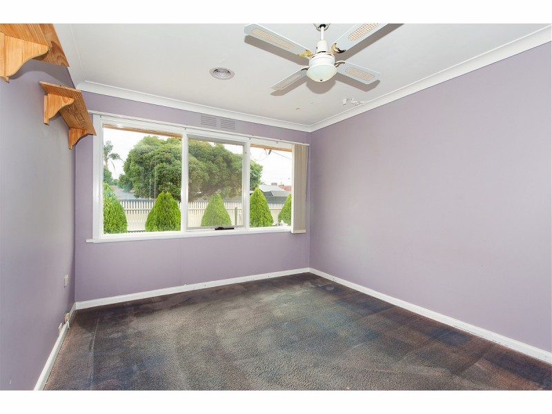 545 Williams Street, Lavington NSW 2641