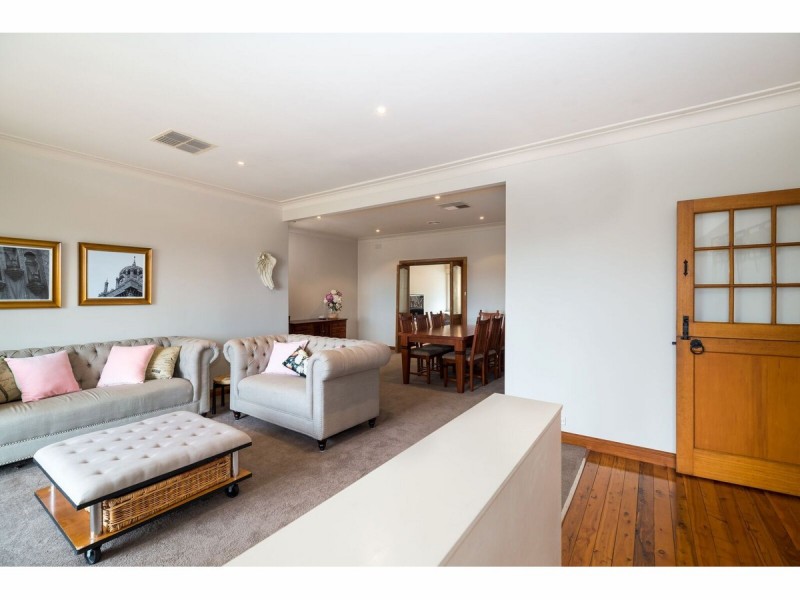 695 Yambla Avenue, Albury NSW 2640