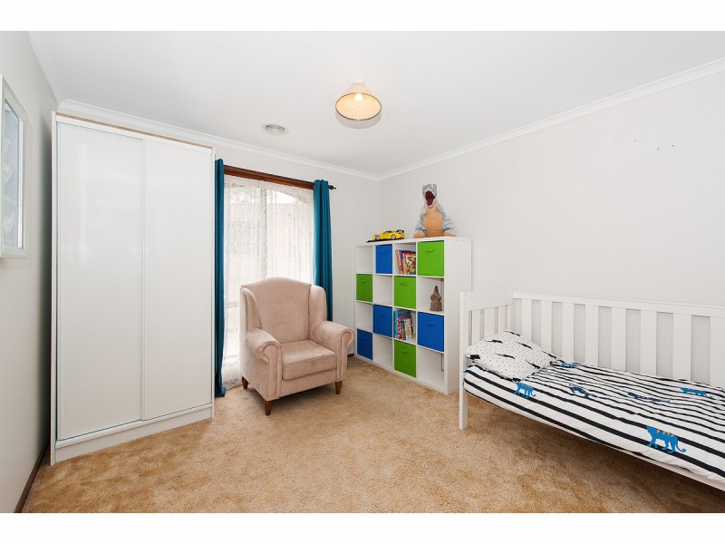 19 Lacebark Court, Thurgoona NSW 2640