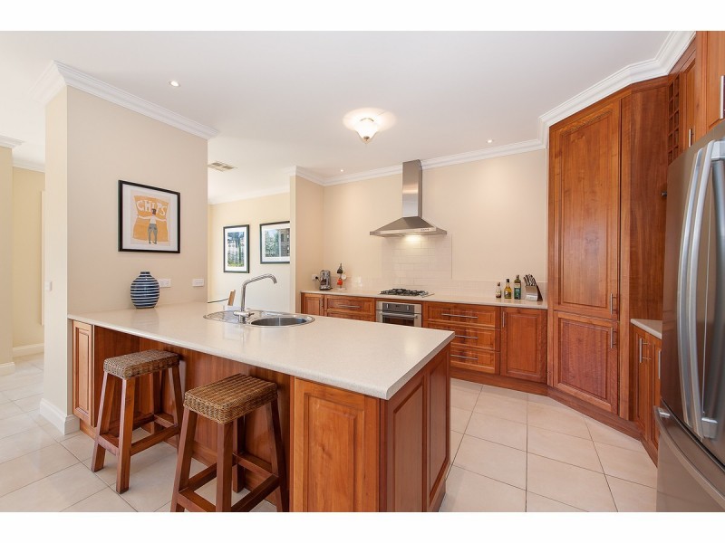 26 Lobbe Road, Thurgoona NSW 2640