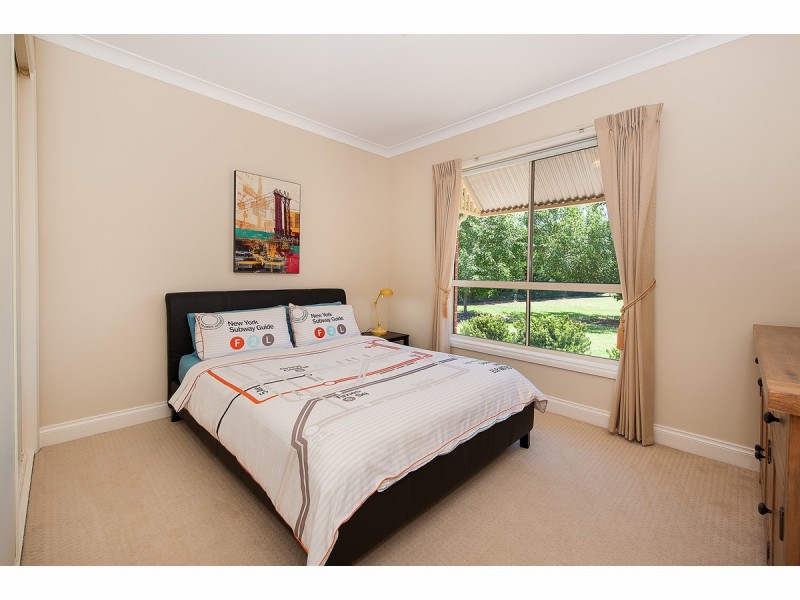 26 Lobbe Road, Thurgoona NSW 2640