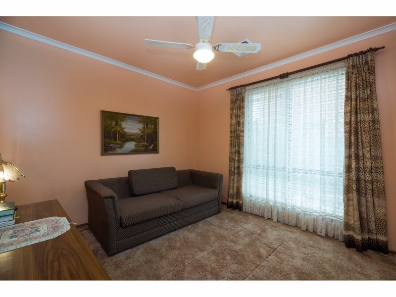 43 St Andrews Circuit, Thurgoona NSW 2640