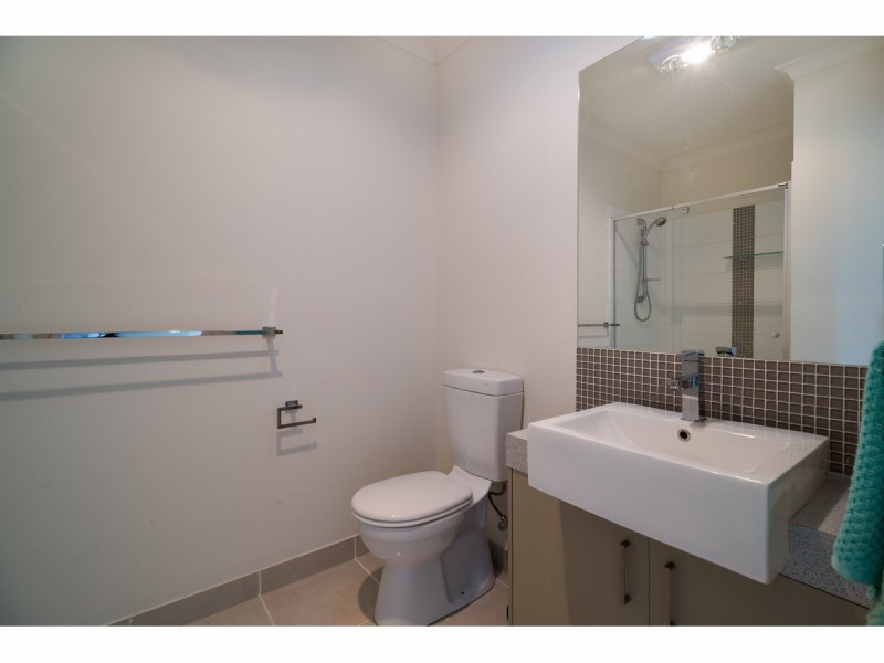 22 Elmwood Circuit, Wodonga VIC 3690