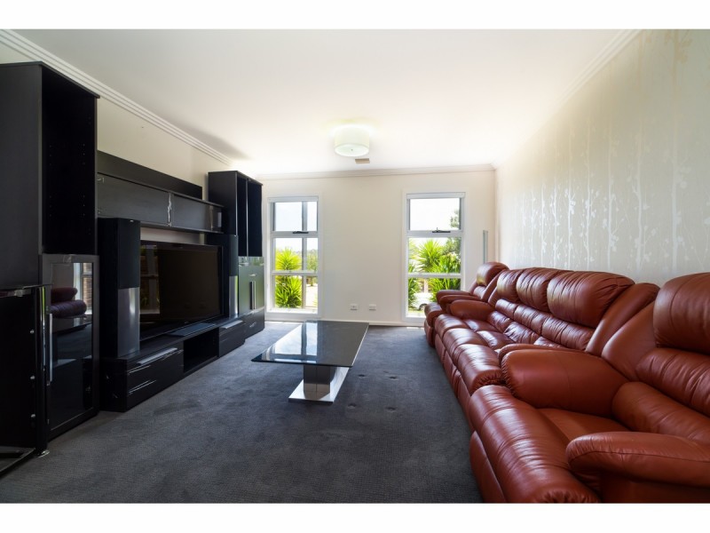 2 Craig Circuit, Leneva VIC 3691