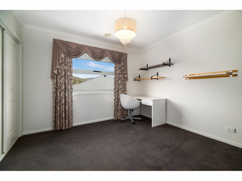 2 Craig Circuit, Leneva VIC 3691