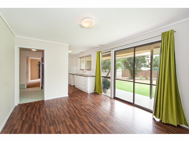 15 Corrang Place, Springdale Heights NSW 2641