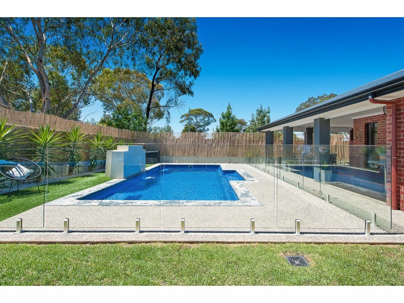 57 Lawson Circuit, Lavington NSW 2641