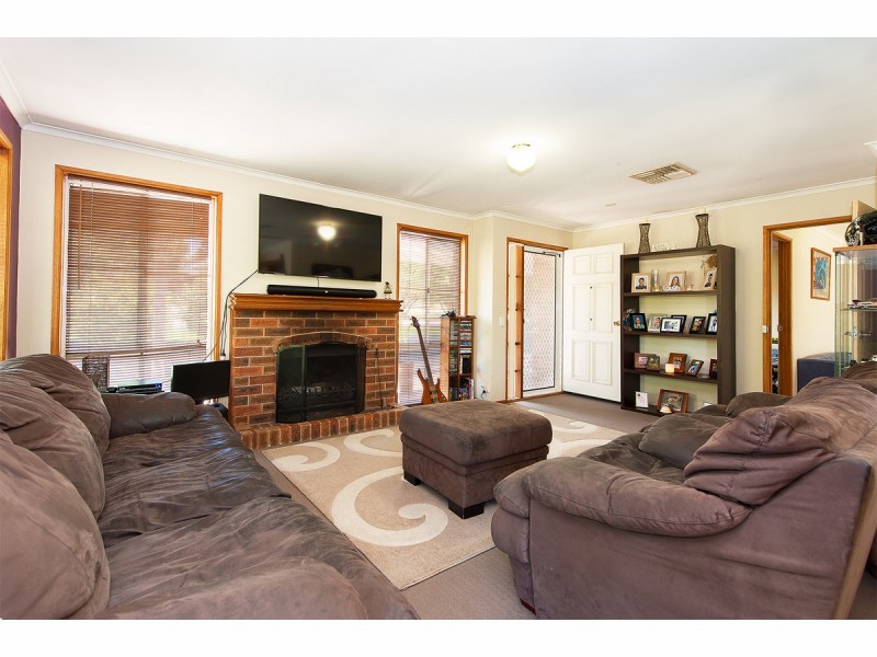 62 St Andrews Circuit, Thurgoona NSW 2640