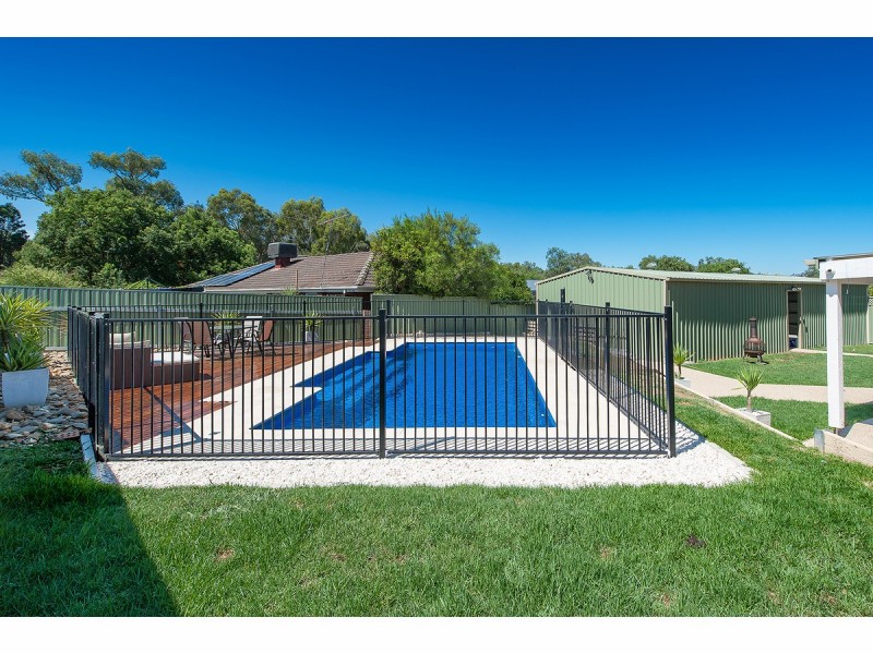 62 St Andrews Circuit, Thurgoona NSW 2640