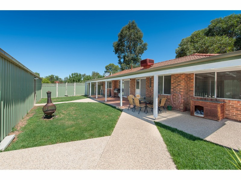 62 St Andrews Circuit, Thurgoona NSW 2640