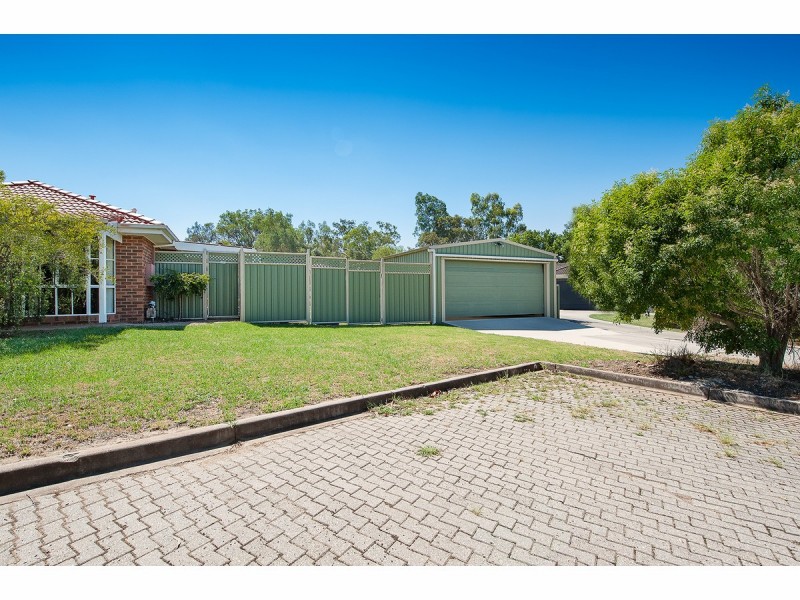 62 St Andrews Circuit, Thurgoona NSW 2640