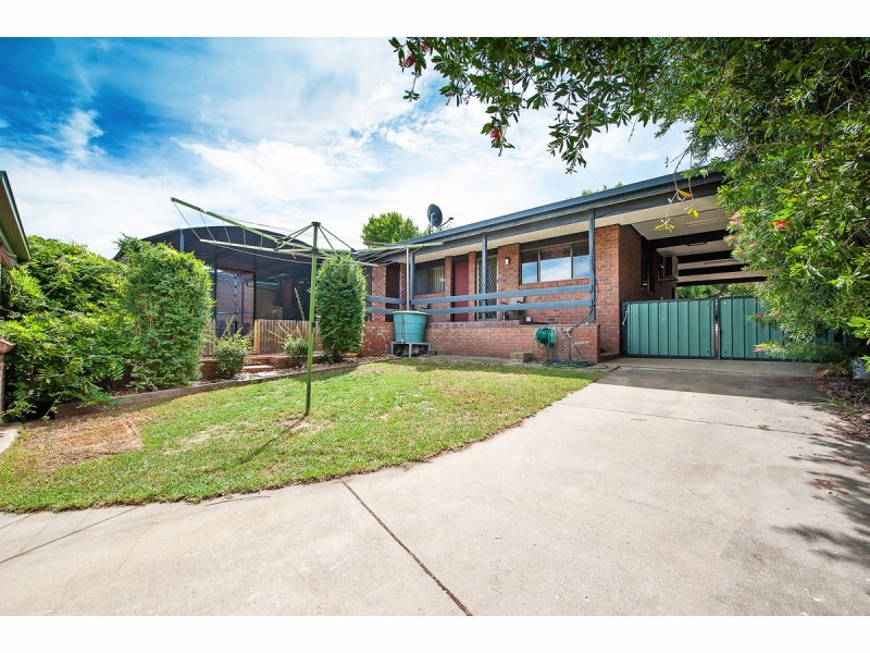 655 Briardale Road, Lavington NSW 2641