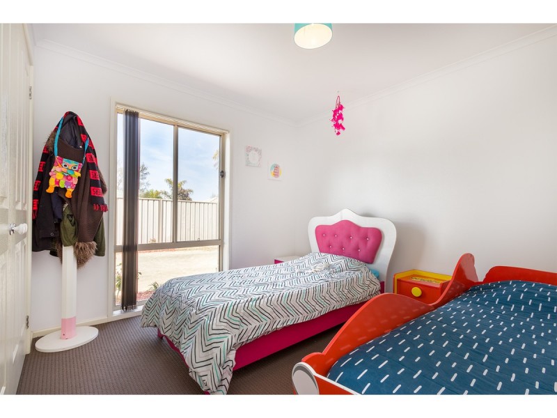 1/17 Kurrajong Crescent, West Albury NSW 2640