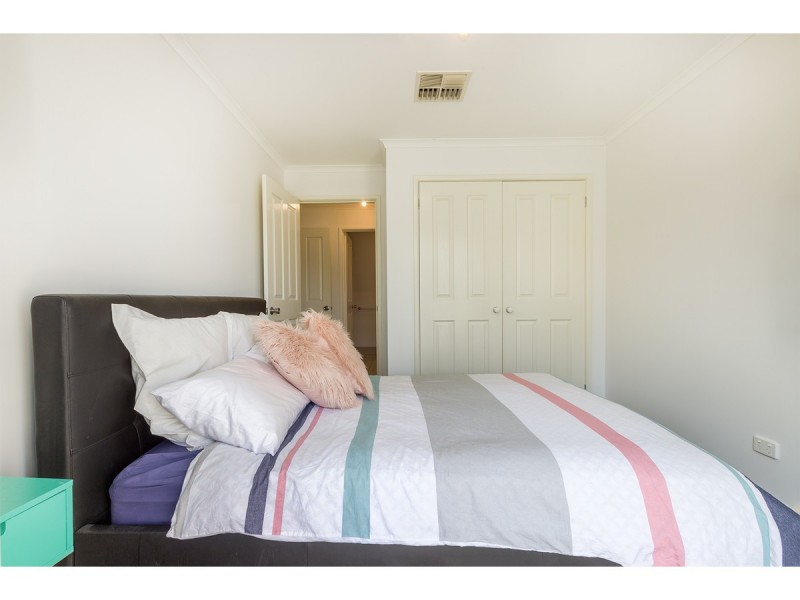 1/17 Kurrajong Crescent, West Albury NSW 2640