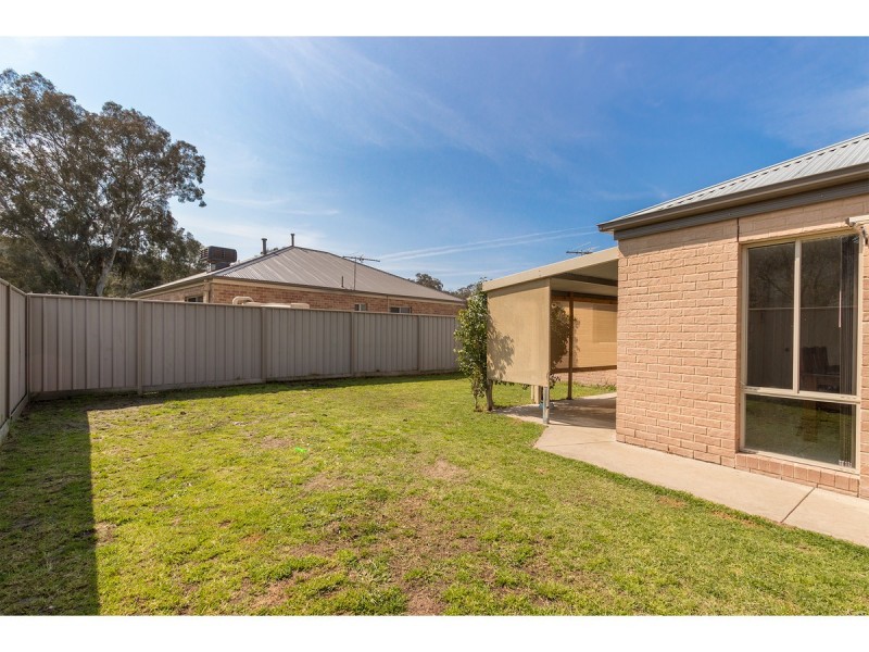 1/17 Kurrajong Crescent, West Albury NSW 2640
