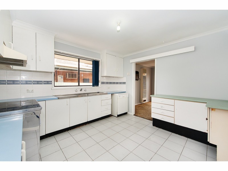 1 Renwick Court, Lavington NSW 2641