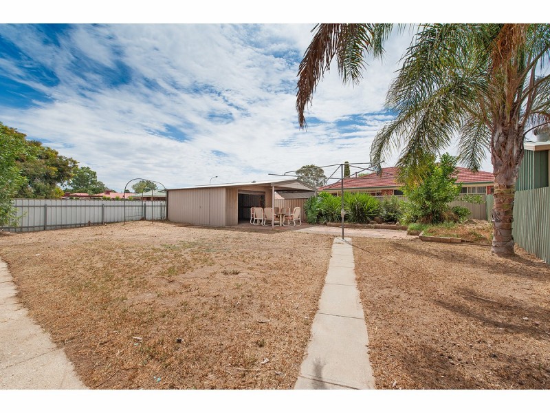1 Renwick Court, Lavington NSW 2641