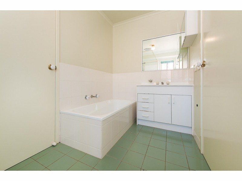 5 Hogan Court, West Wodonga VIC 3690