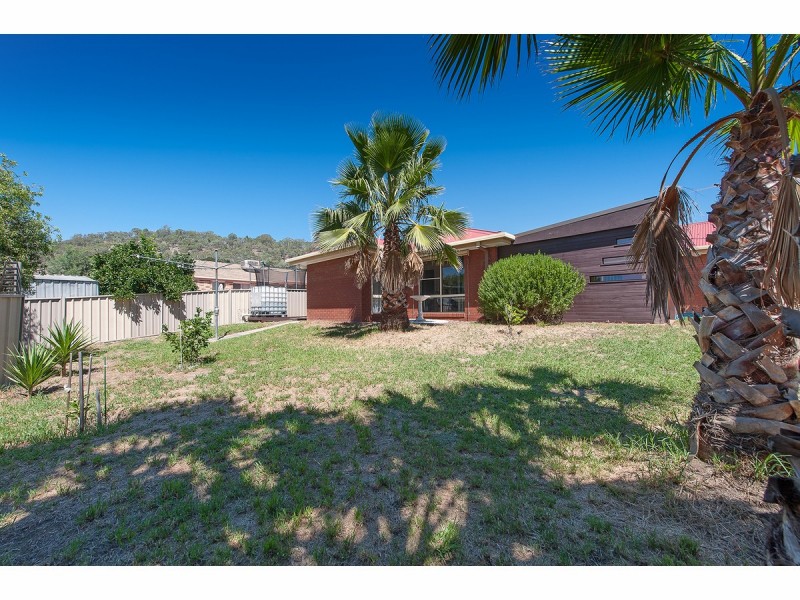 5 Hogan Court, West Wodonga VIC 3690