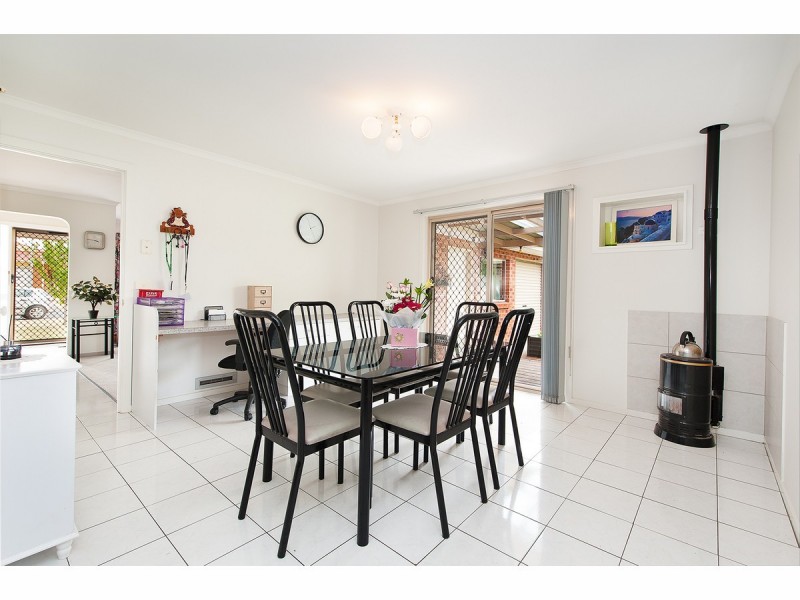 336 Shirleen Crescent, Lavington NSW 2641