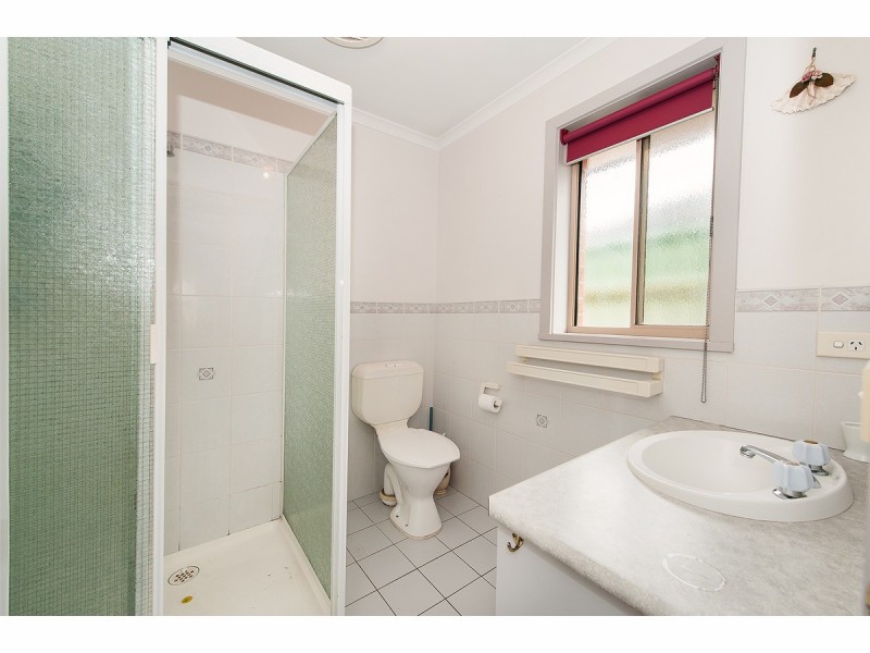 336 Shirleen Crescent, Lavington NSW 2641