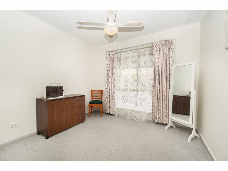 336 Shirleen Crescent, Lavington NSW 2641