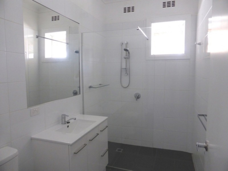 409 Olive Street, South Albury NSW 2640