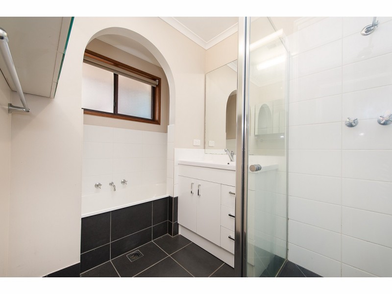 514 Regina Avenue, North Albury NSW 2640