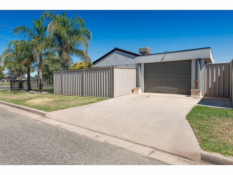 392 Kaylock Road, Lavington NSW 2641