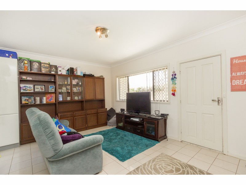 2-4/425 Urana Road, Lavington NSW 2641
