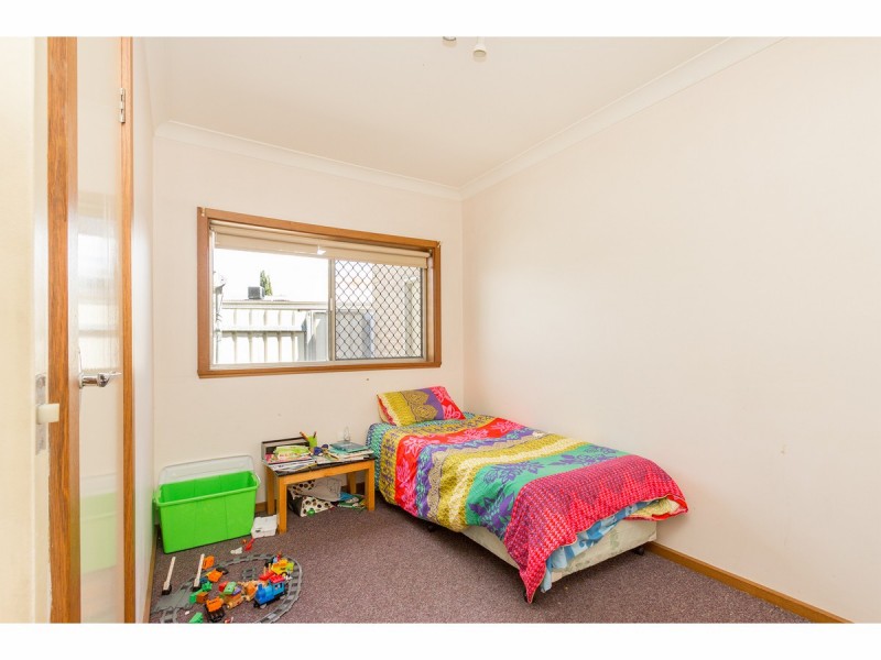 2-4/425 Urana Road, Lavington NSW 2641