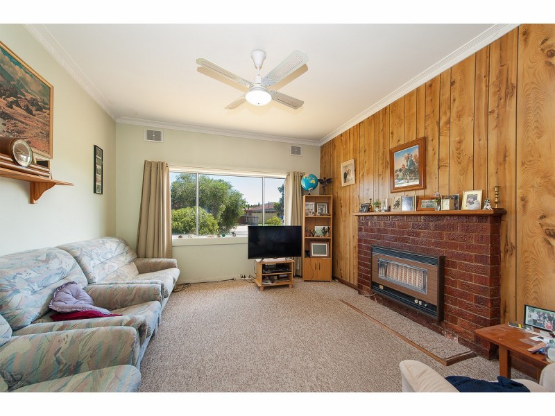 628 Storey Street, Lavington NSW 2641