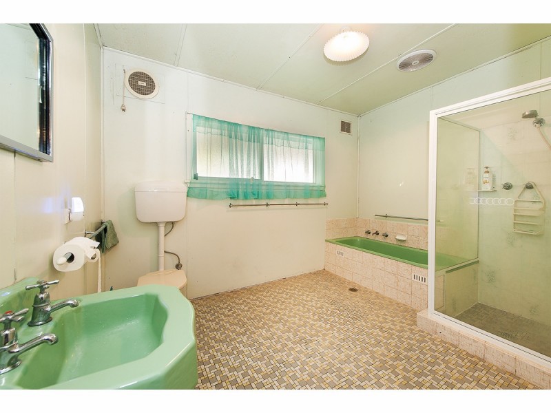 628 Storey Street, Lavington NSW 2641