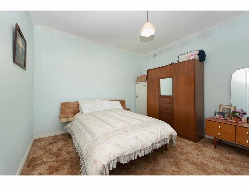 628 Storey Street, Lavington NSW 2641