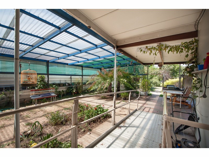 628 Storey Street, Lavington NSW 2641