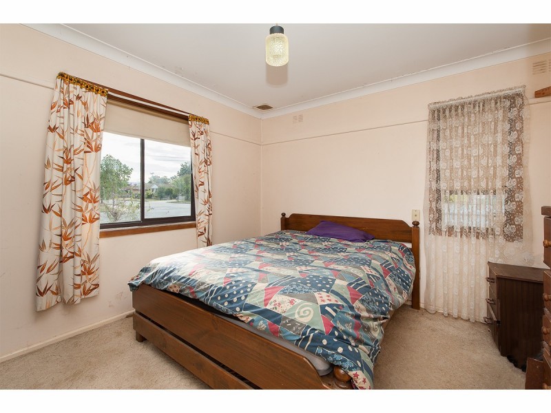 1022 Calimo Street, North Albury NSW 2640