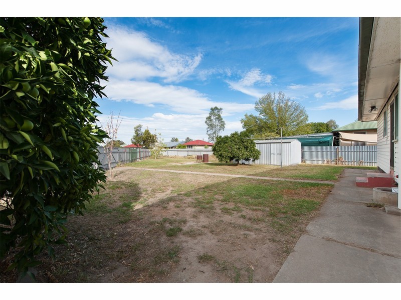1022 Calimo Street, North Albury NSW 2640