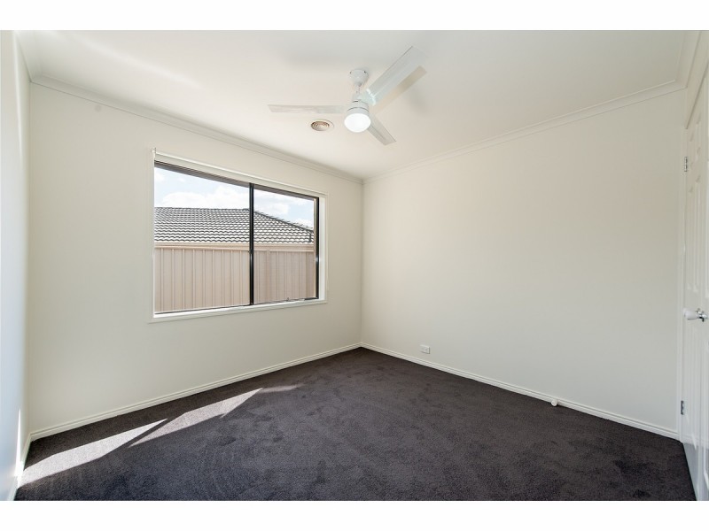 19 Cassinia Court, Thurgoona NSW 2640