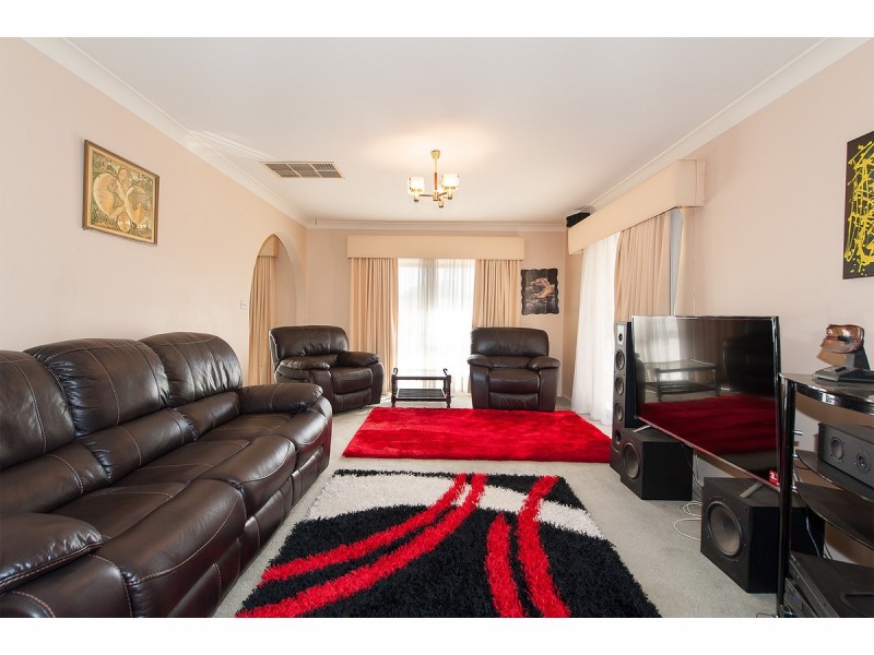 514 Kemp Street, Lavington NSW 2641