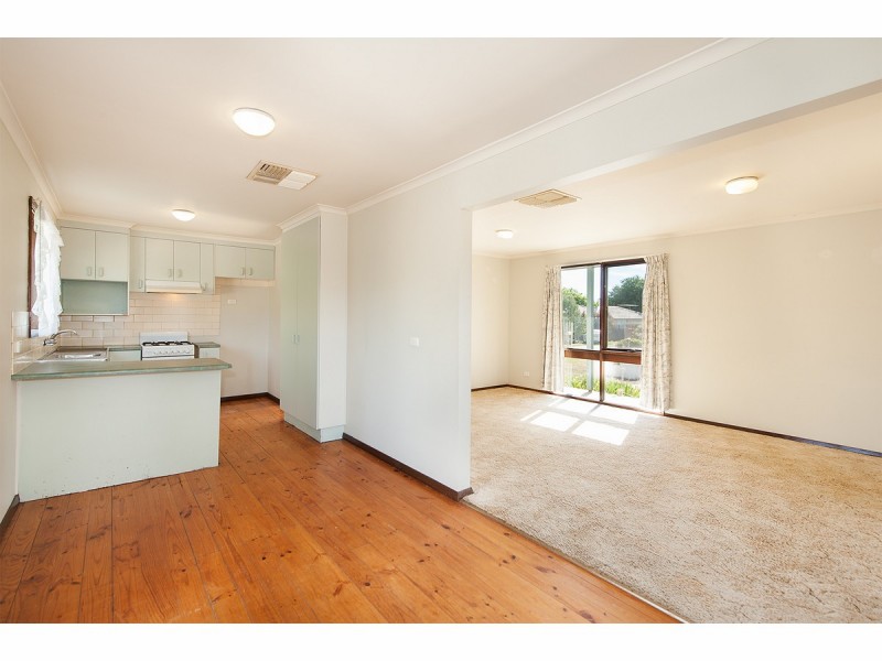 72 Buller Cresent, Thurgoona NSW 2640